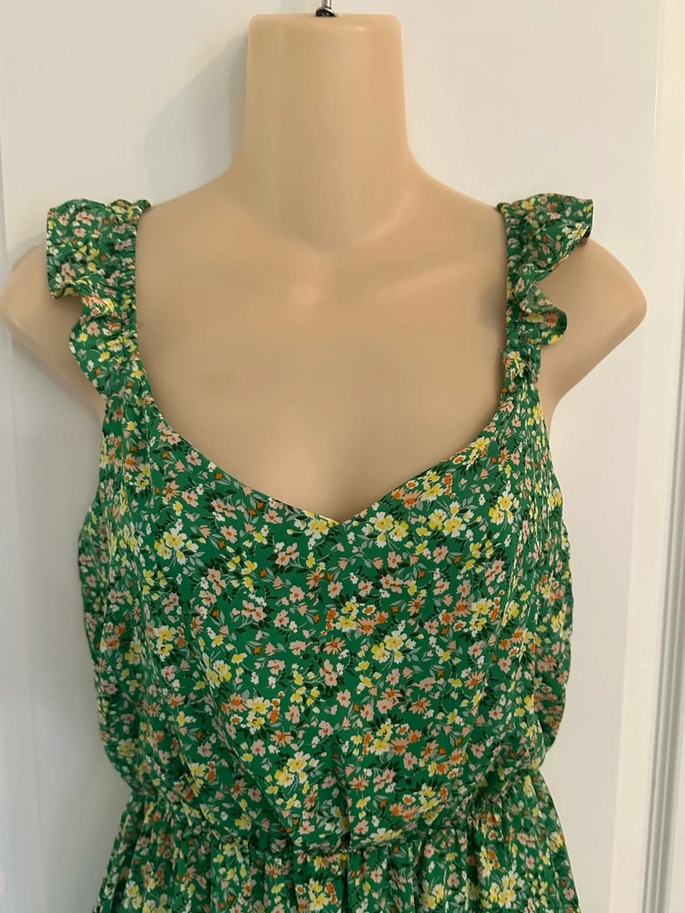 Jessica Simpson Green Floral V Neck Flutter Sleeve Dress Size Small